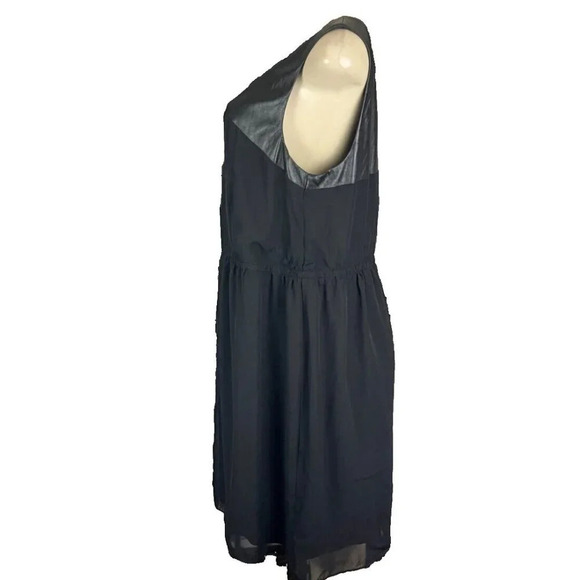 Lane Bryant L Black Faux Leather Detail Scoop Neckline Zip Back Above Knee Dress - Picture 5 of 6